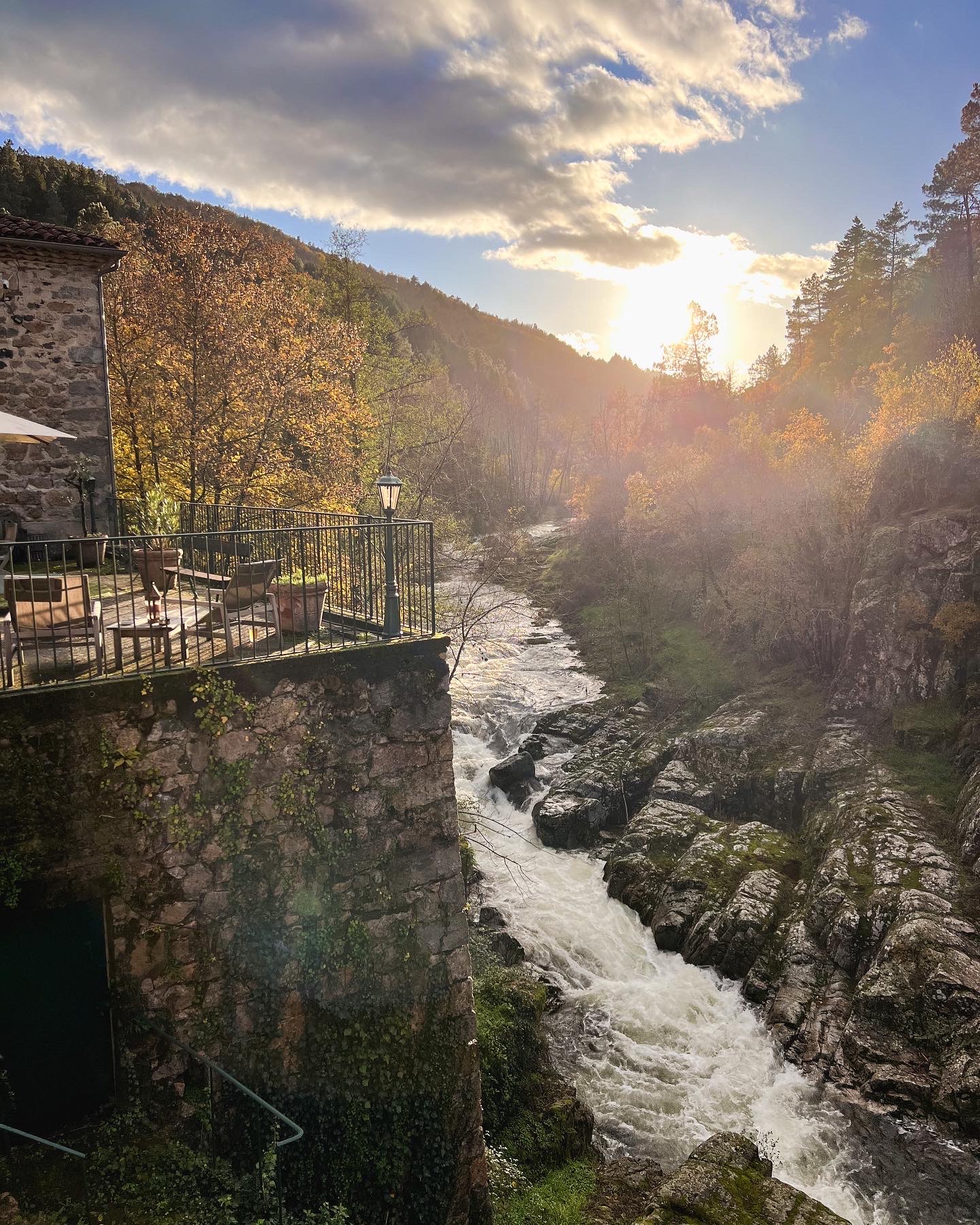 Une pièce intérieure du lieu